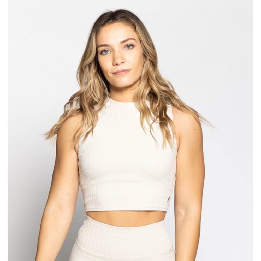 Ptula ribbed mock neck crop - vanilla, size medium - brand new with tags